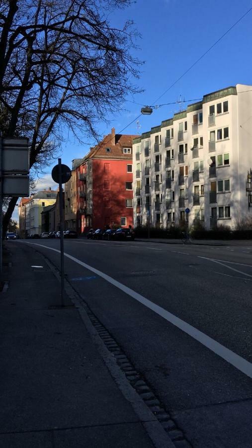 Apartment Am Bach Augsburg Buitenkant foto